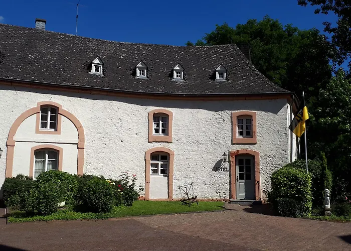 Prisma Hotel Burg Bollendorf