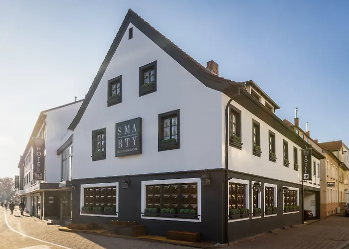 SMARTY Hotel Euler Homburg, Saar - KONTAKTLOSER SELF CHECK-IN
