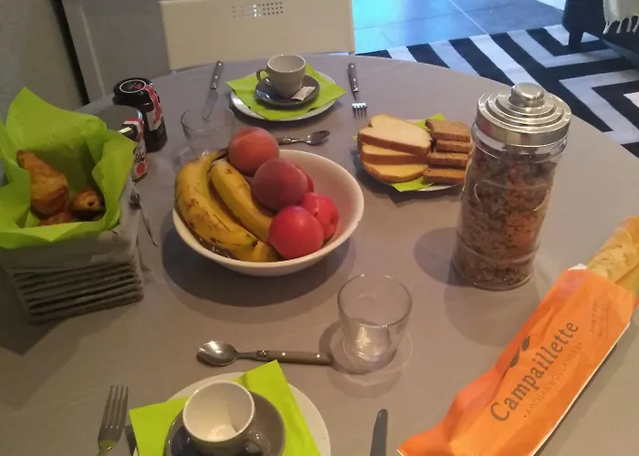 Hotel renaissance martigues