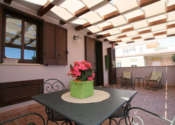 Casa Levante Oliveri