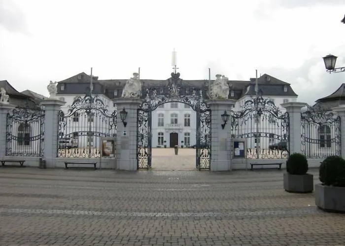 Hotel zur Schloß-Schenke