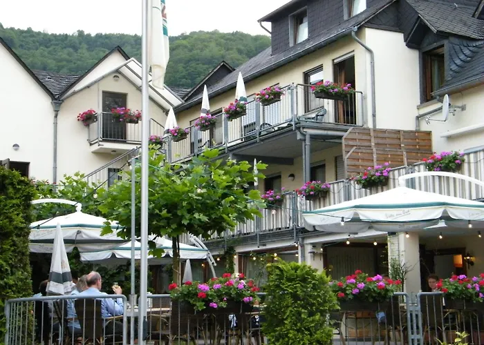 Hotel Weinhaus Berg Bremm