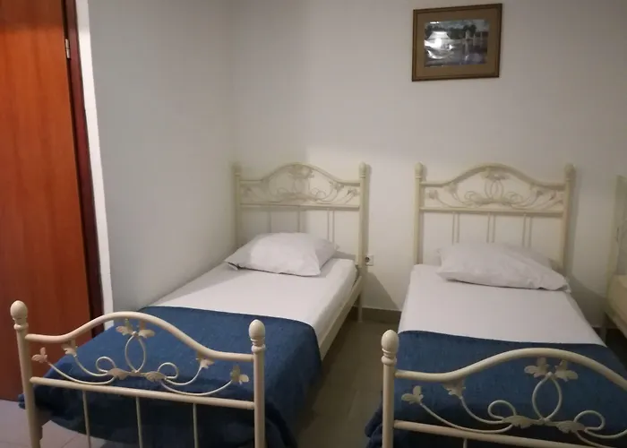 Rooms Villa Garden