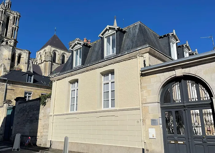 Les Hotes D'Eloise