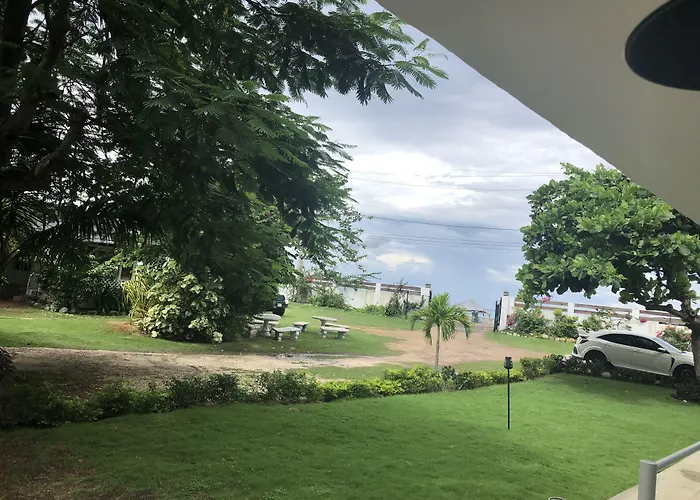 Airport Beach Hotel Montego Bay