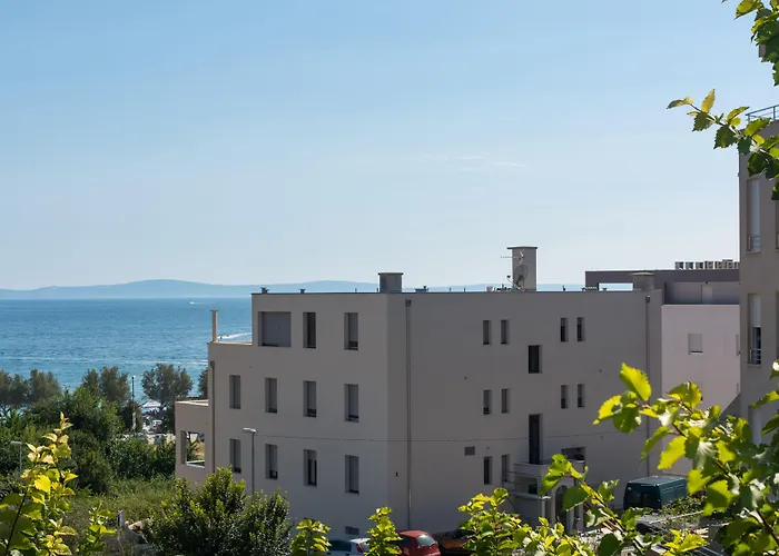 Luxury Rooms Near The Beach1 Split