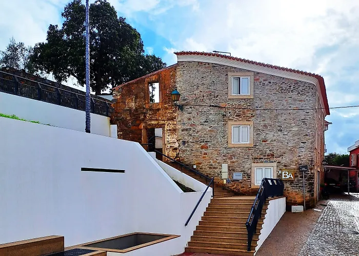 Largo Da Fonte Hotel Sertã