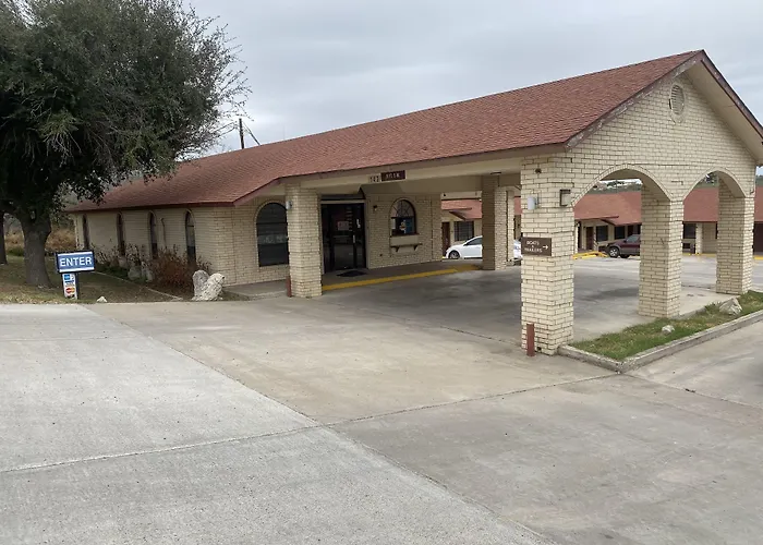 Falcon Executive Inn