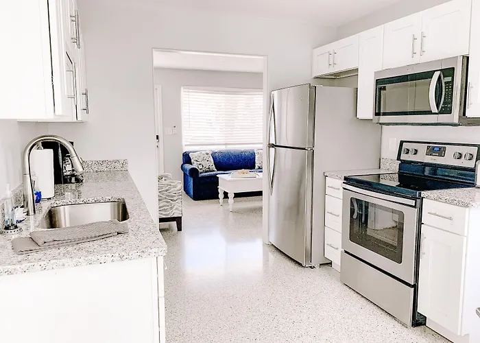 Ocean Eleven Suites New Smyrna Beach