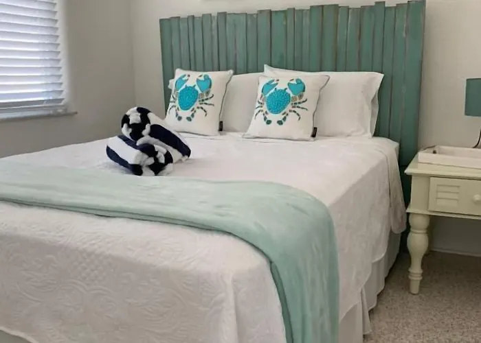 Ocean Eleven Suites New Smyrna Beach