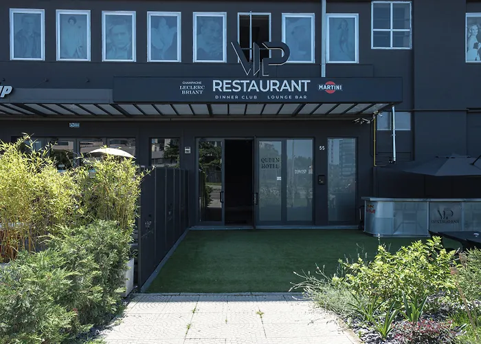 Queen Hotel