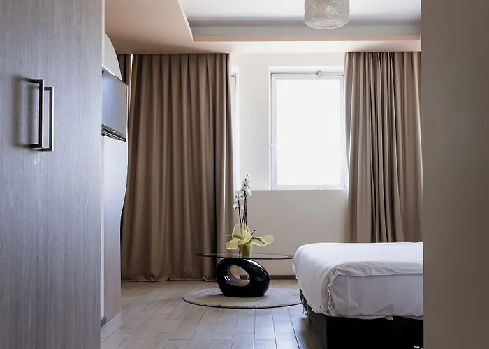 Queen Hotel