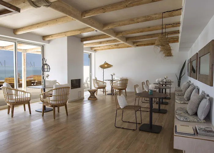 May Altafulla Beach Boutique Hotel