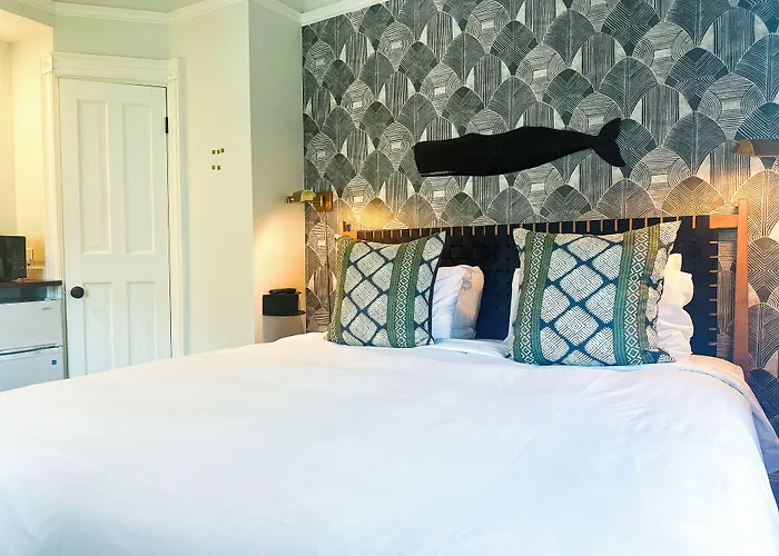The Centerboard Nantucket Hotel