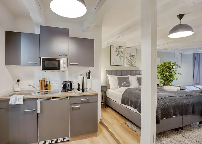 limehome Zwickau Hauptmarkt