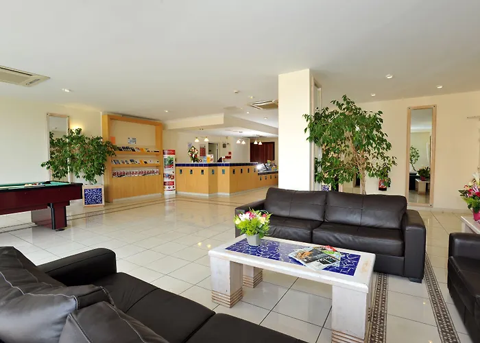 Inter-Hotel Sea Side Park Villeneuve-Loubet