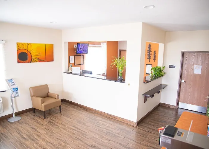 White House Suites Plainfield