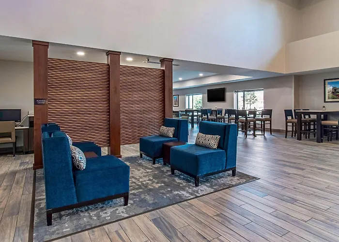 Comfort Suites Grove City - Columbus South