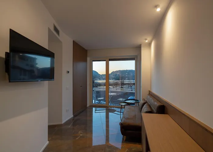 Le Stanze Del Lago Lake View Como
