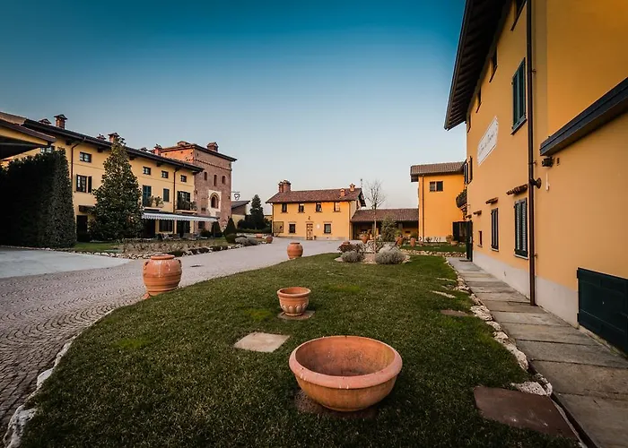 La Torre Dei Canonici Lumellogno