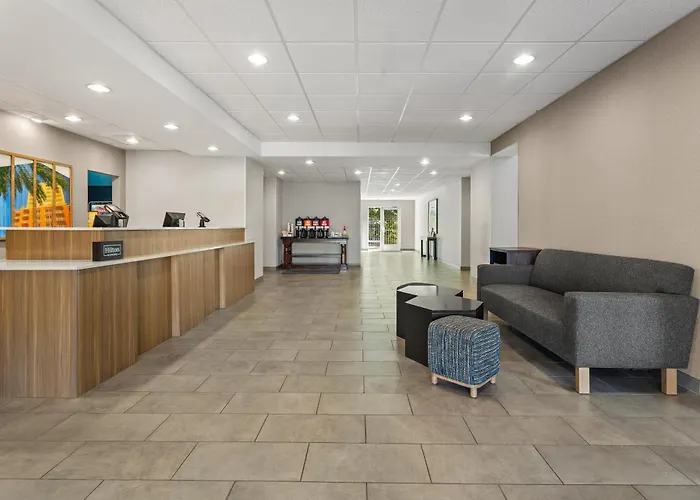 Hampton Inn & Suites Port Richey