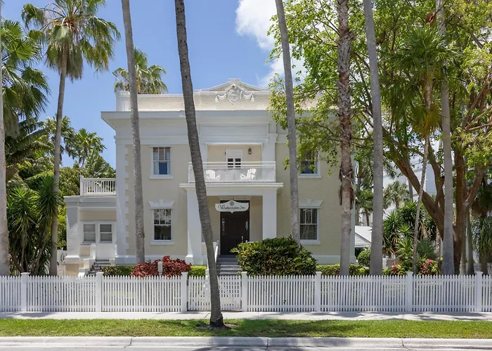 Weatherstation Inn Circa 1911 Key West