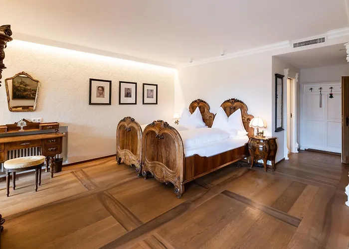 Relais & Chateaux Hotel Castel Fragsburg