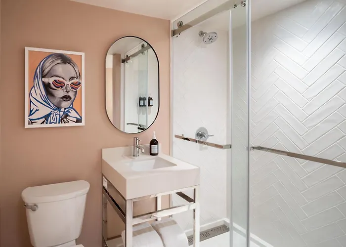 The Luce, St. Pete Beach, A Tribute Portfolio Hotel