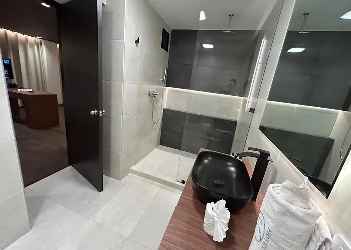Hotel El Salvador Mexico