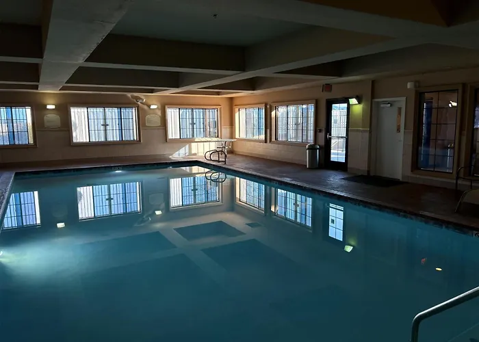 Best Western Hesperia-Victorville Suites