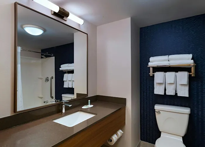 Fairfield Inn & Suites By Marriott Edison - South Plainfield