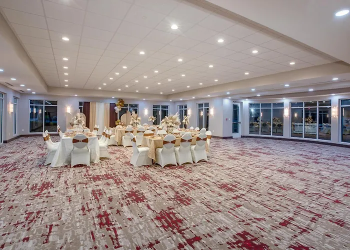 Hilton Garden Inn Chesapeake Greenbrier
