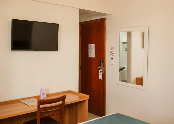Hotel Ferraz Pouso Alegre
