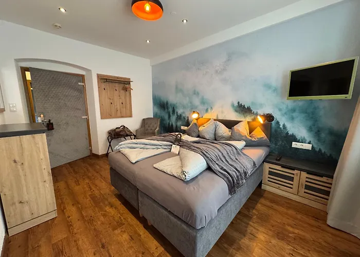ALPENHOTEL TYROL - B&B - ADULTS ONLY - Alpines Lifestyle-Konzepthotel - dog friendly Pertisau