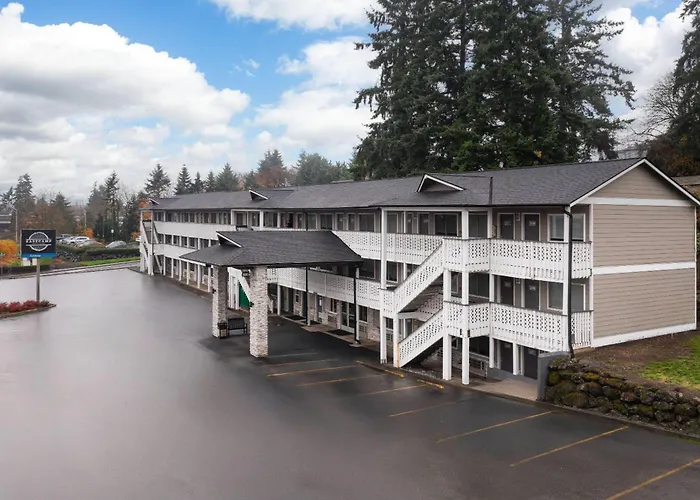Basecamp Puyallup A Travelodge By Wyndham