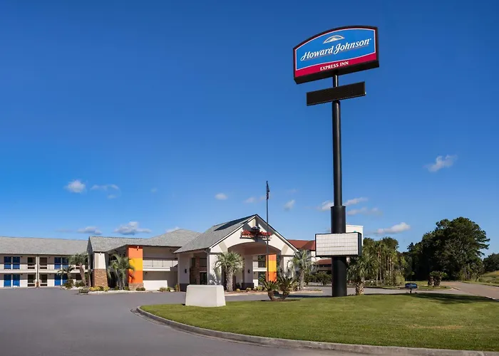 Howard Johnson By Wyndham Savannah Ga