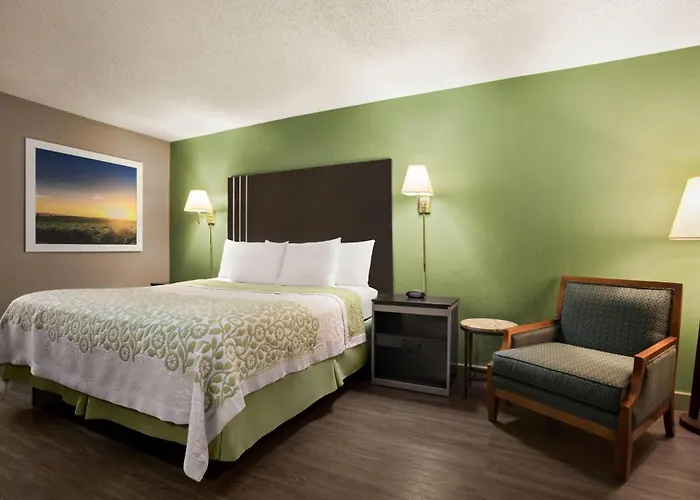 Days Inn By Wyndham Hardeeville/ I-95 State Line