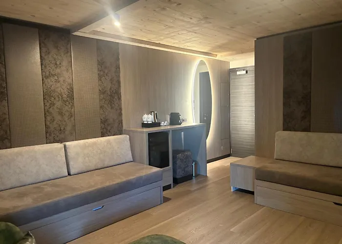 Hotel Rosengarten Madonna