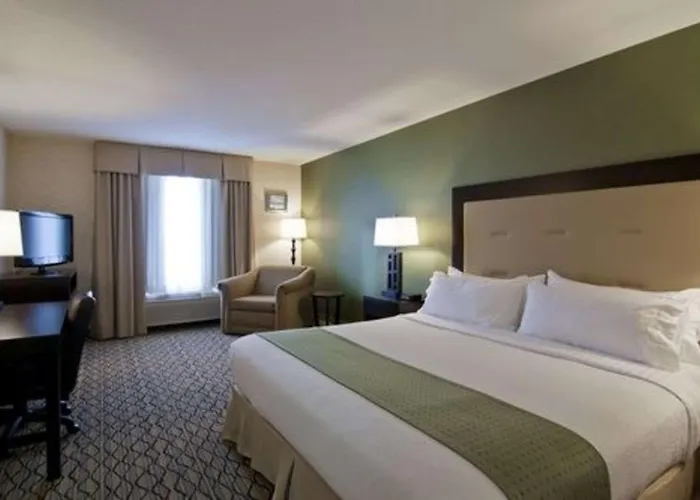 Clarion Hotel & Conference Centre Sherwood Park