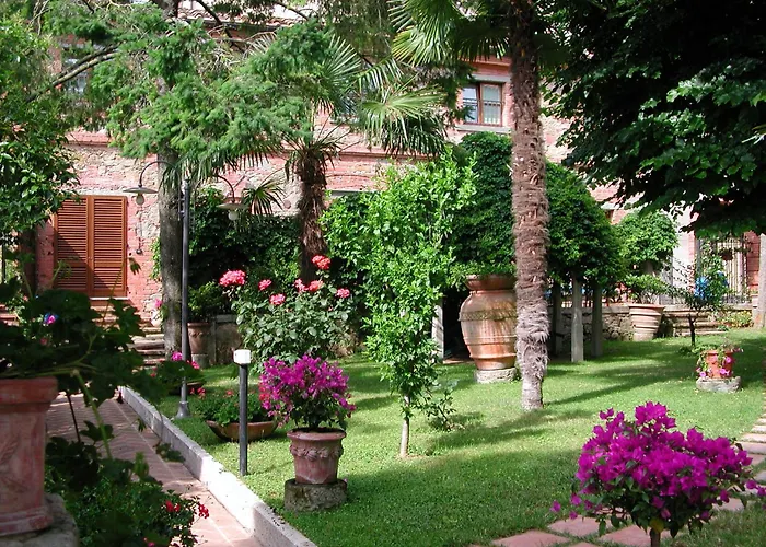 Aparthotel Fonte Del Castagno Sinalunga