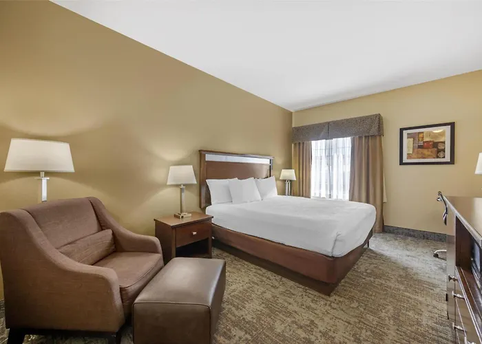 Best Western Plus Prairie Inn Albany