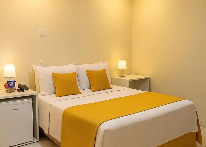 Hotel Ibiá Montenegro