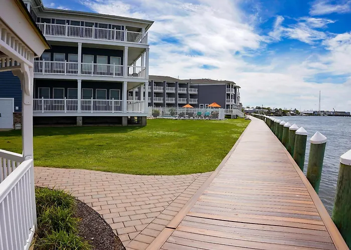 Chincoteague Hotels