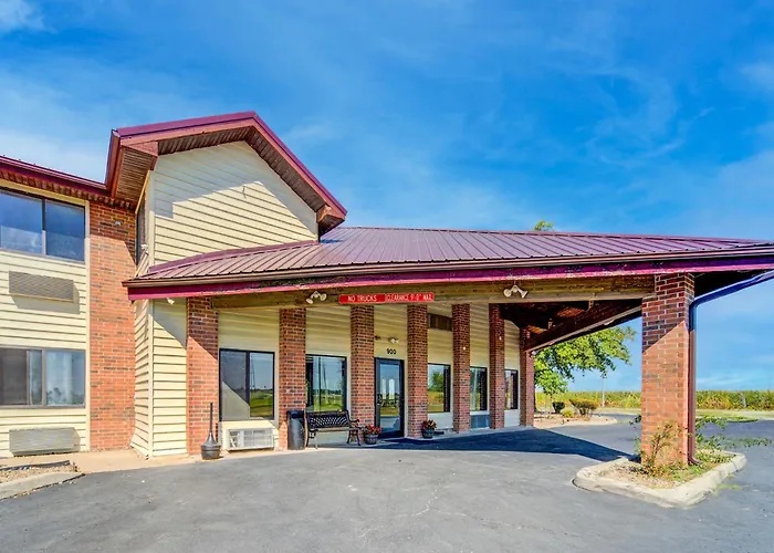 Capital O Amerihost Inn And Suites Mexico Hwy 54 Mo