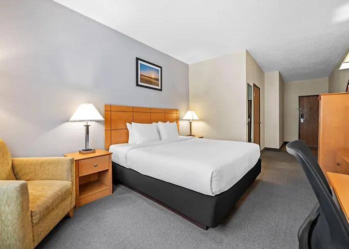 Quality Inn Dubuque On Hwy 20