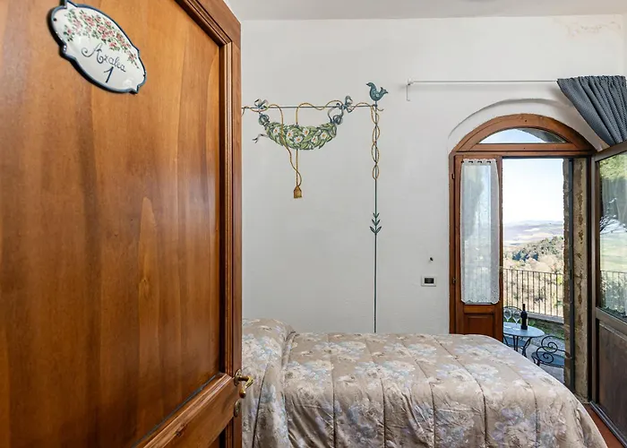 Hotel Vecchia Oliviera Montalcino