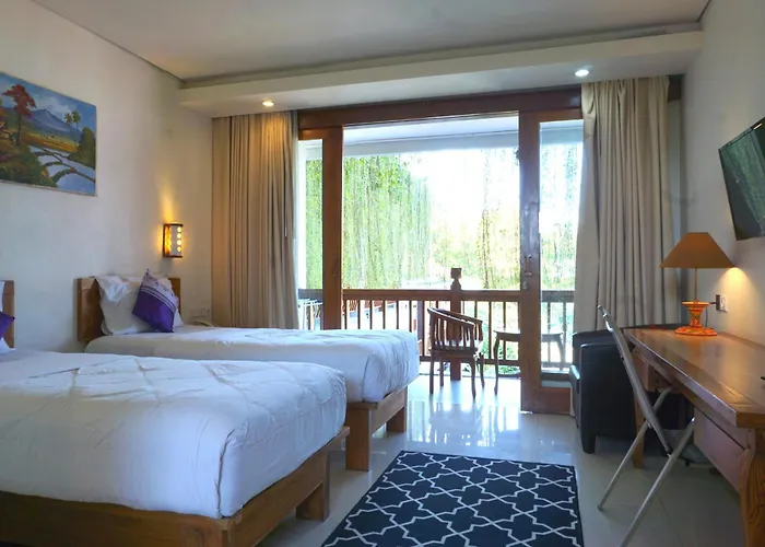 Komodo Lodge