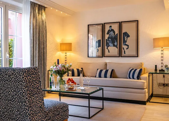 Hotel Byblos Saint-Tropez