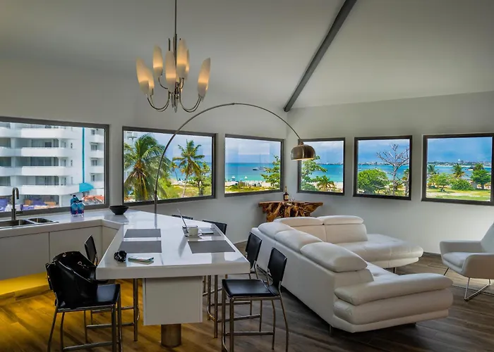 Commodore Suites, Surestay Collection By Best Western Simpson Bay