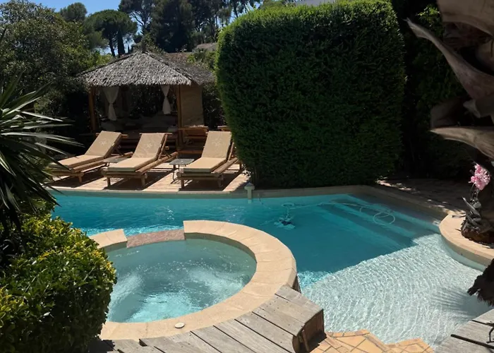 Villa St Jean SUITE Romantique La Ciotat